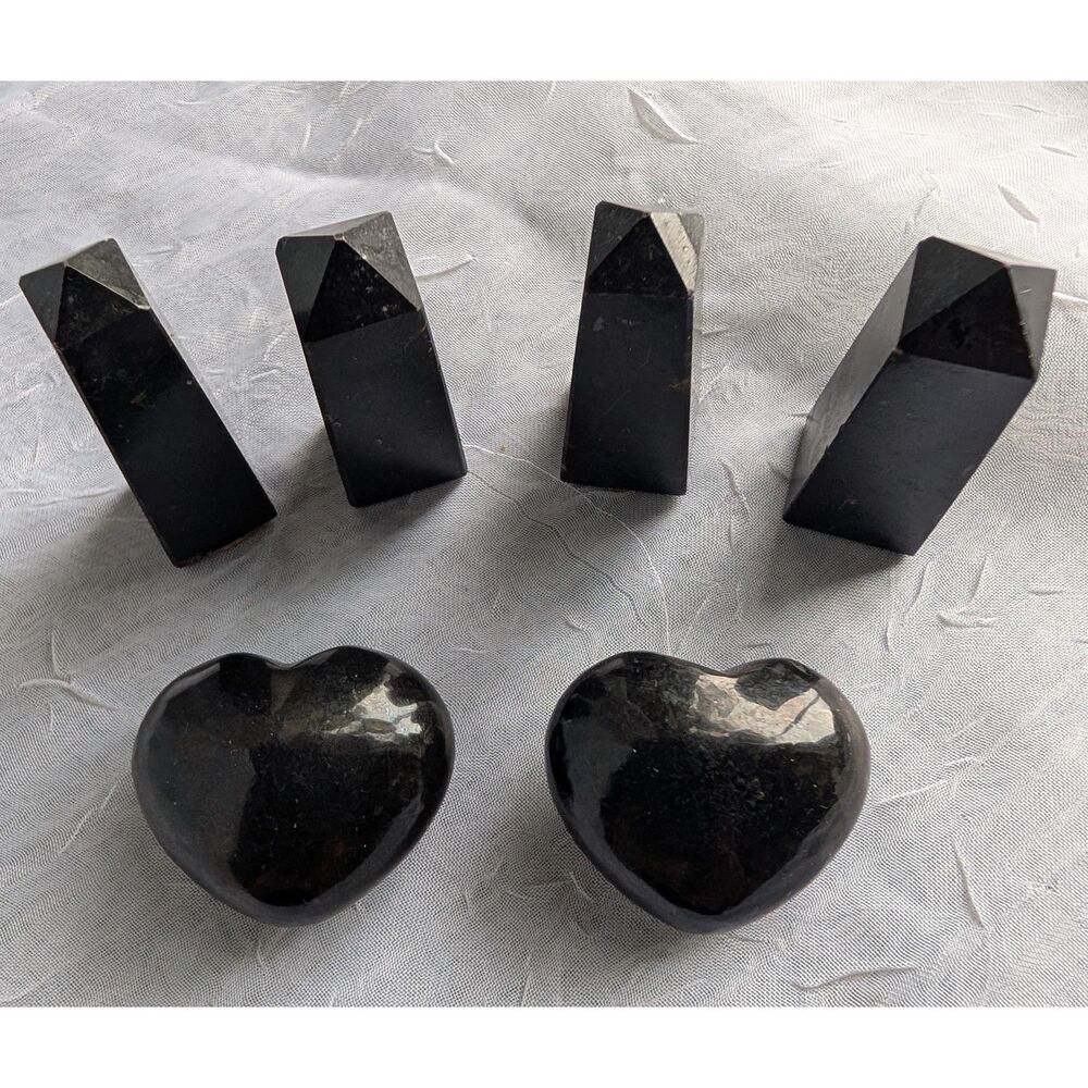 6-Piece Protective Ritual Bundle • Grounding Obelisk Points & Pocket Hearts